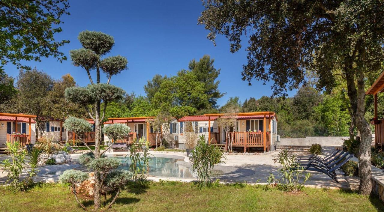 רוביני Mobile Homes Camp Green Garden Vestar מראה חיצוני תמונה