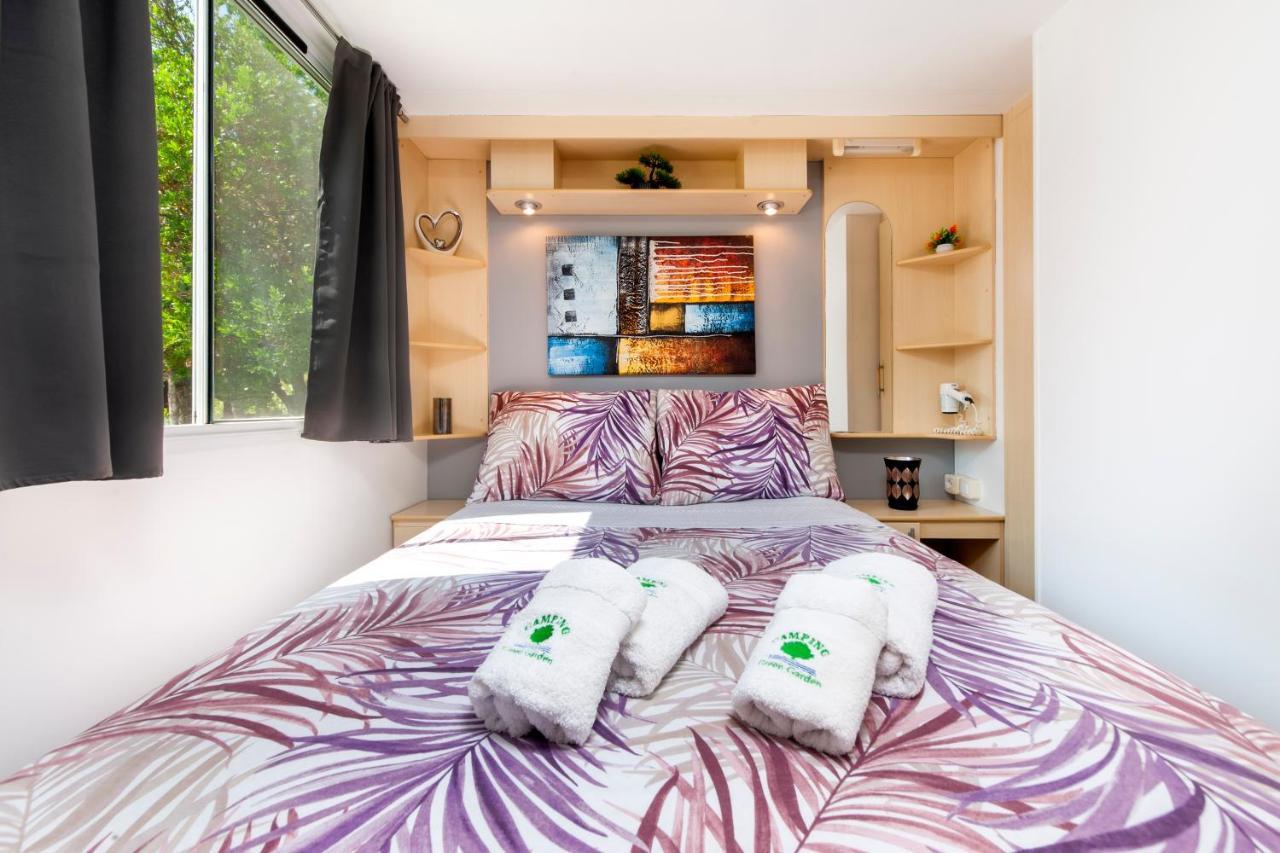 רוביני Mobile Homes Camp Green Garden Vestar מראה חיצוני תמונה
